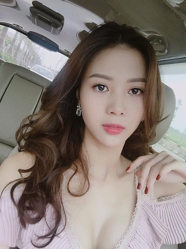 Hot girl Vu Ngoc Cham 