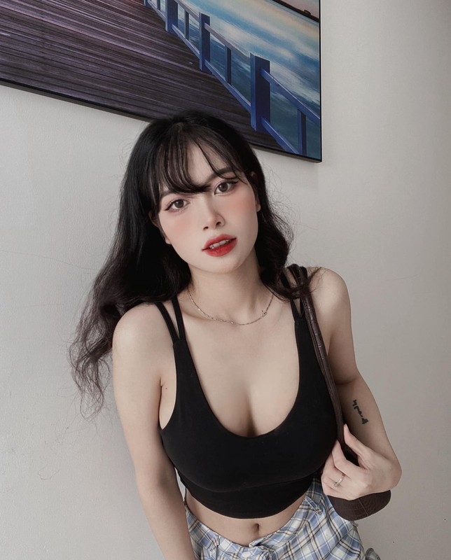 Hot girl Quang Ninh dep “la”, netizen khong the roi mat-Hinh-3