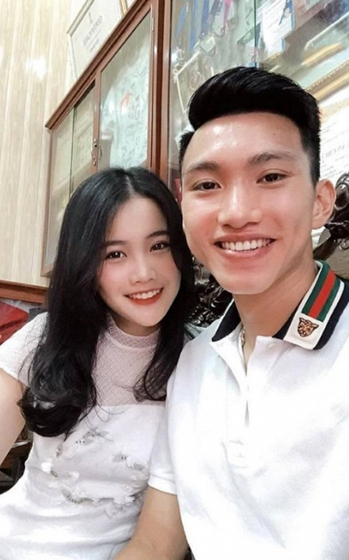 Đoàn Văn Hậu chạm mặt tình cũ, thái độ người trong cuộc ra sao? - Hình 11 Doan Van Hau cham mat tinh cu, thai do nguoi trong cuoc ra sao?-Hinh-11
