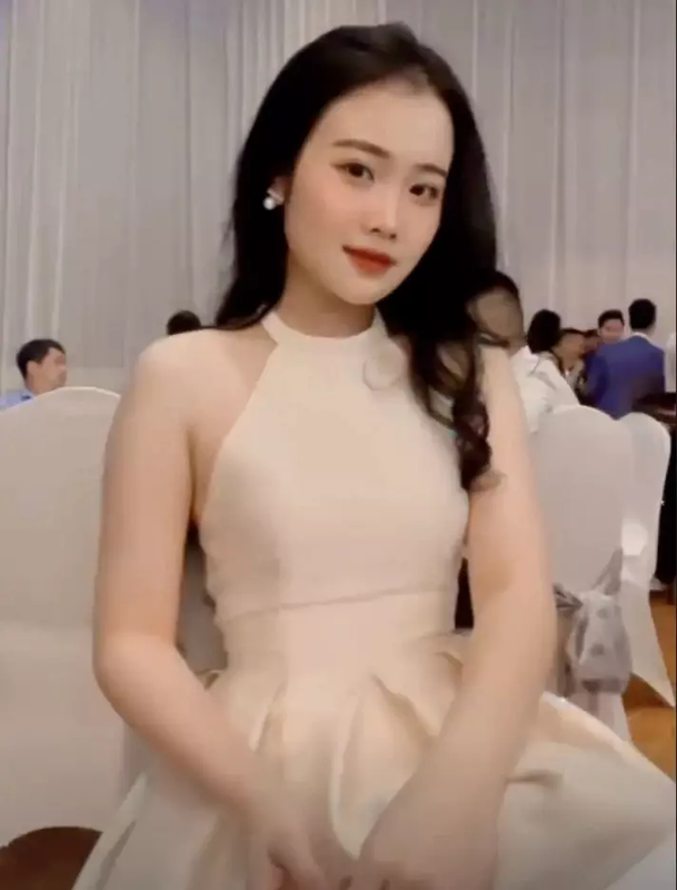 Đoàn Văn Hậu chạm mặt tình cũ, thái độ người trong cuộc ra sao? - Hình 8 Doan Van Hau cham mat tinh cu, thai do nguoi trong cuoc ra sao?-Hinh-8