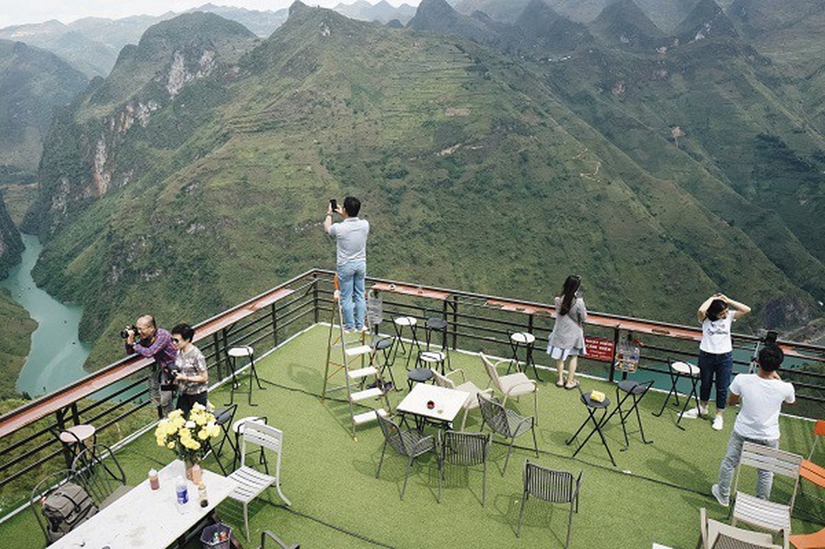Nha hang Ma Pi Leng Panorama the nao sau khi bi yeu cau pha do?-Hinh-6