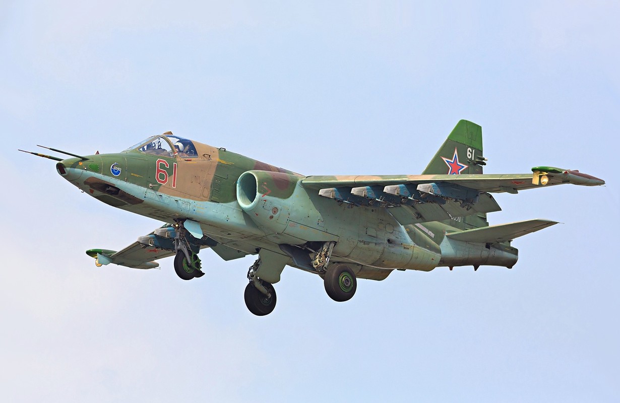 Azerbaijan xac nhan mot cuong kinh Su-25 bi Armenia ban ha-Hinh-10