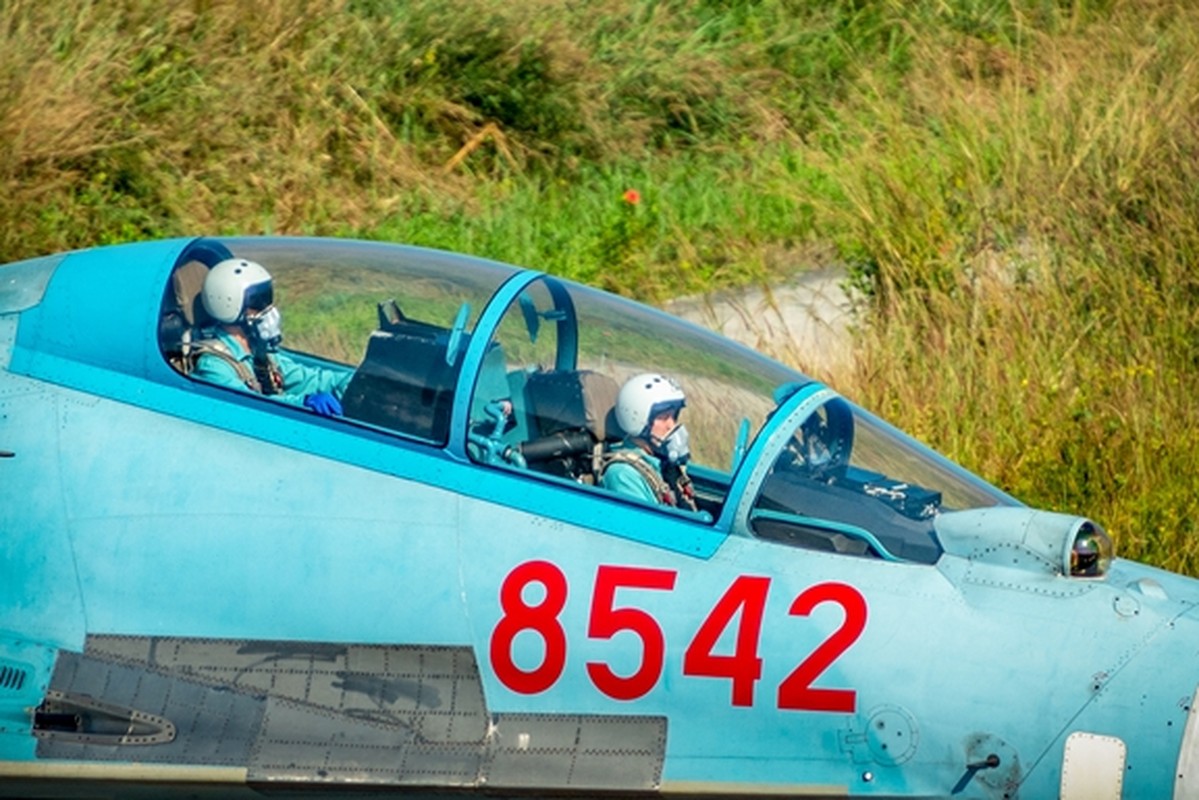 Hinh anh hiem tiem kich Su-30MK2 cua Viet Nam vuot buc tuong am thanh-Hinh-11