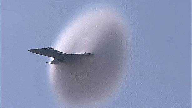 Hinh anh hiem tiem kich Su-30MK2 cua Viet Nam vuot buc tuong am thanh-Hinh-13