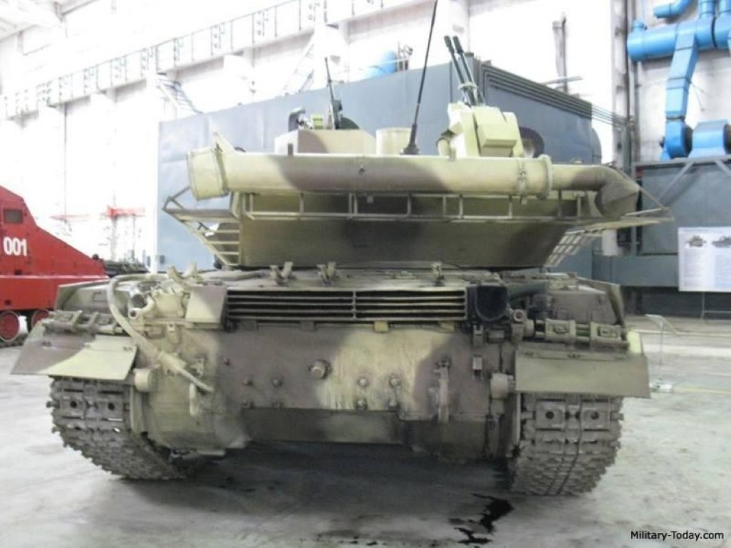 Xe tang T-64E Ukraine thanh ke huy diet nho phao tu dong 2 nong cuc manh-Hinh-9