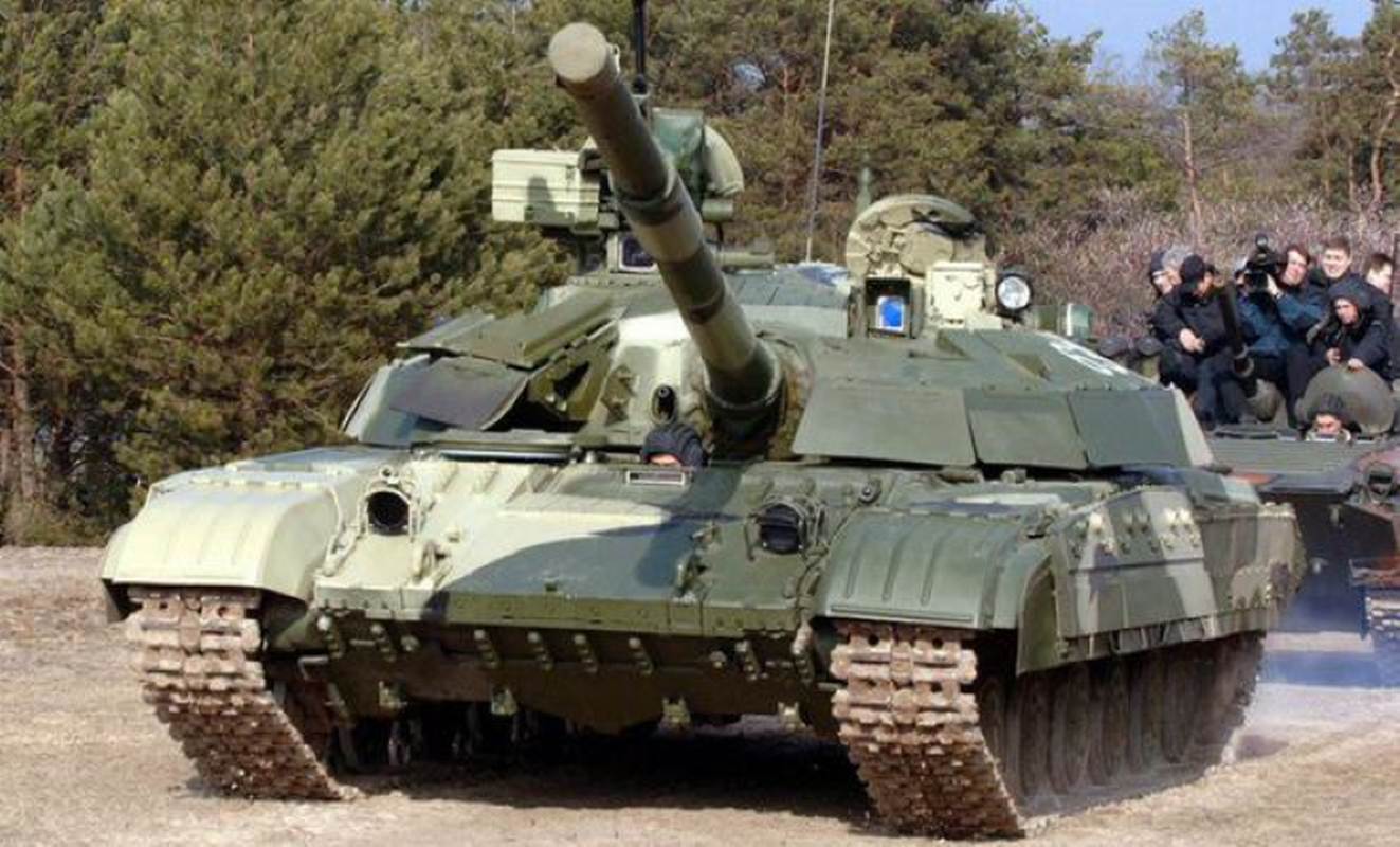 Xe tang T-64BM Bulat cua Ukraine doi dau voi T-72B3 cua phe ly khai-Hinh-16