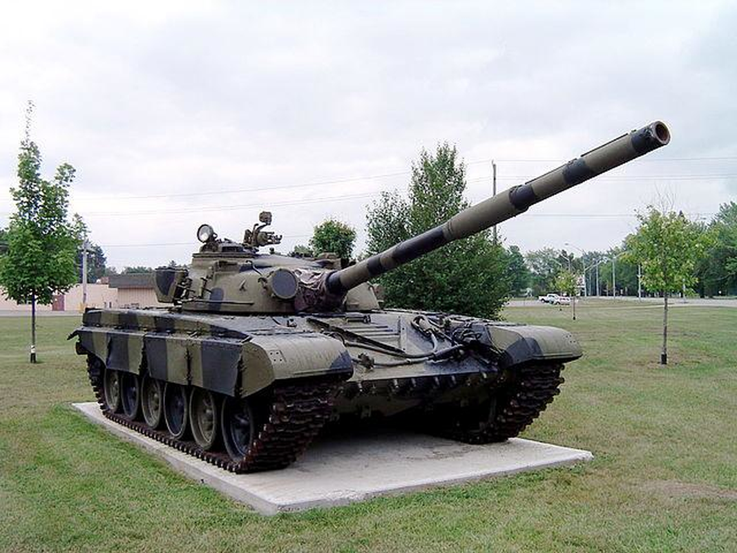 Tai sao xe tang T-72 50 nam tuoi van khien NATO lo so?-Hinh-14