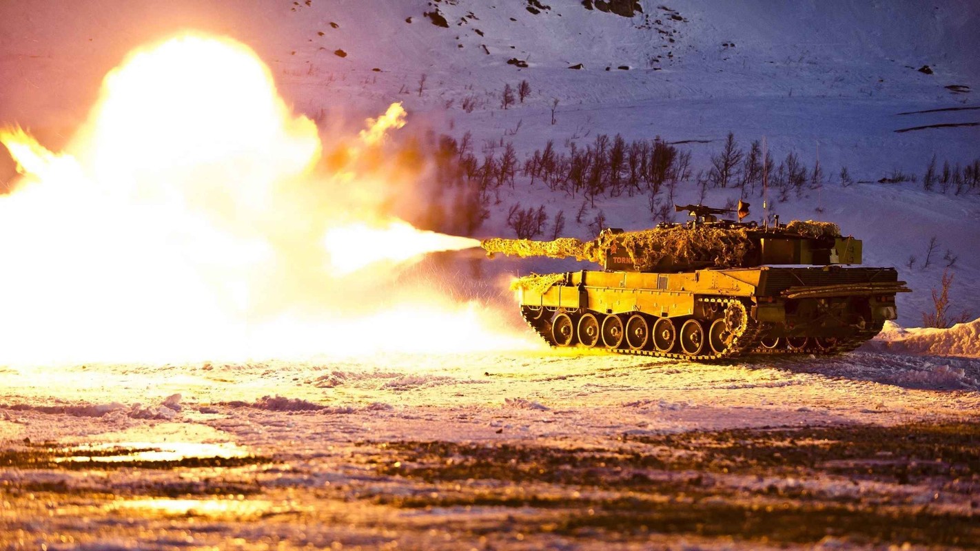 Đức sẽ viện trợ Leopard 2 cho Ukraine đối đầu xe tăng Nga - Hình 11 Duc se vien tro Leopard 2 cho Ukraine doi dau xe tang Nga-Hinh-11
