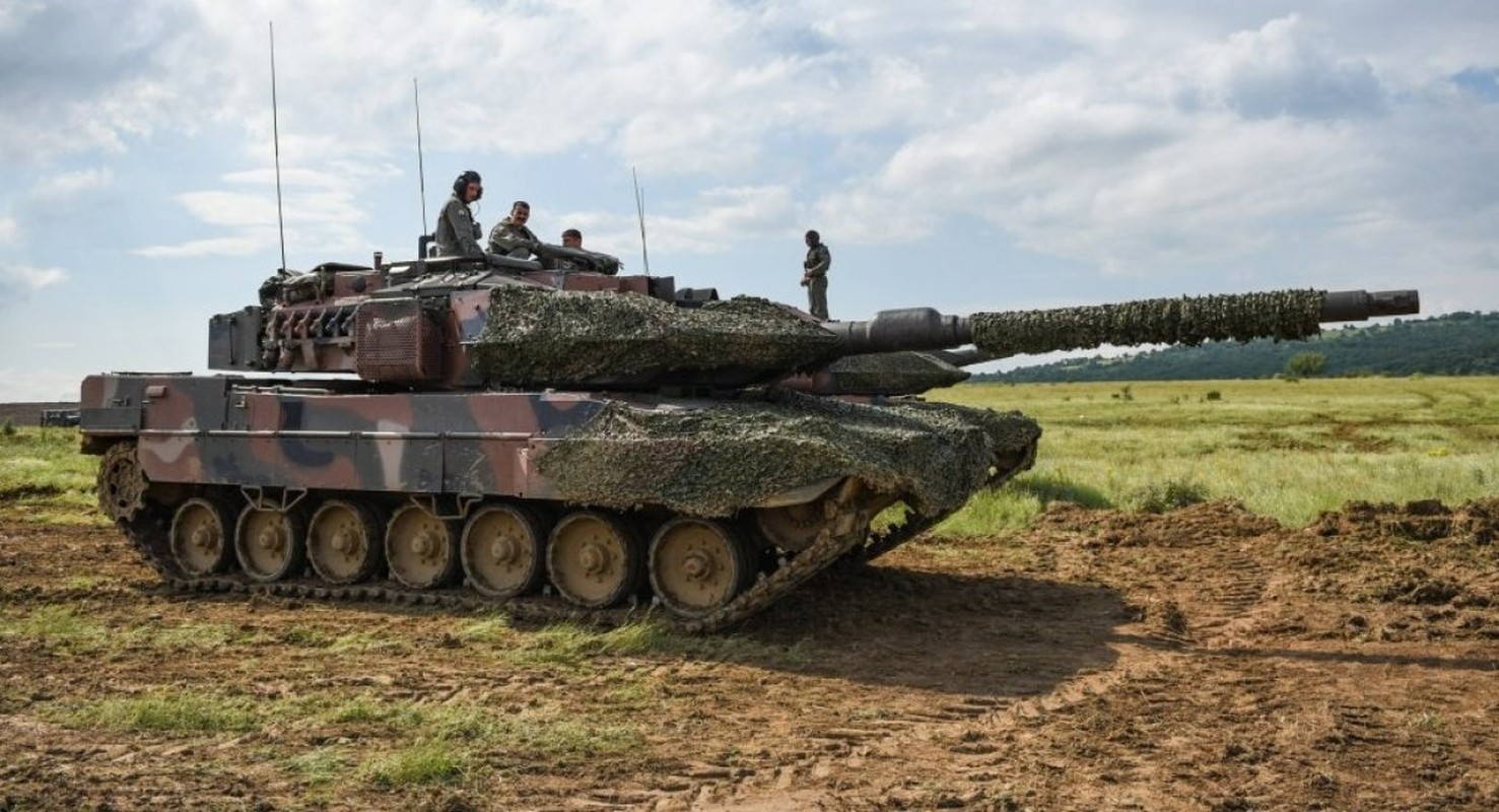 Đức sẽ viện trợ Leopard 2 cho Ukraine đối đầu xe tăng Nga - Hình 4 Duc se vien tro Leopard 2 cho Ukraine doi dau xe tang Nga-Hinh-4