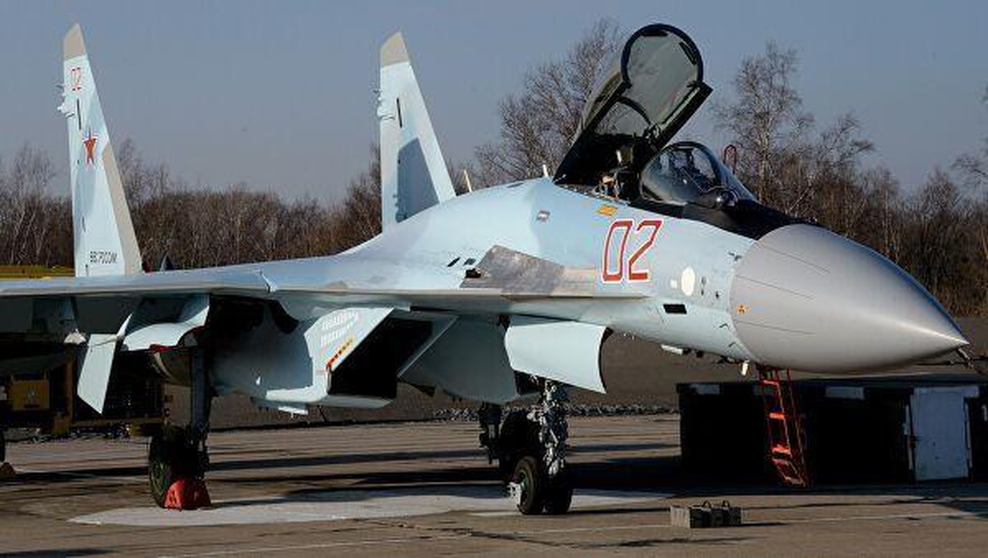Nga chuan bi giao cung luc 20 tiem kich Su-35 cho Iran?-Hinh-4