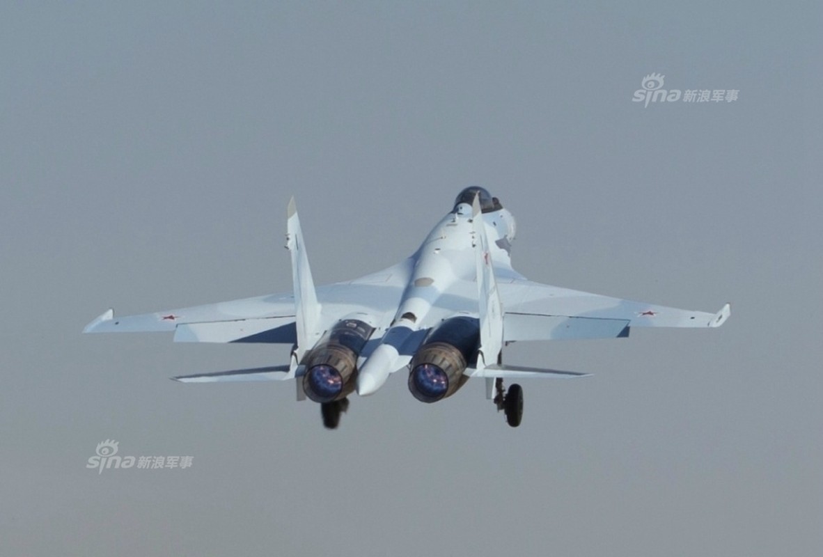 Hinh anh moi nhat ve tiem kich Su-35 cua Trung Quoc-Hinh-8