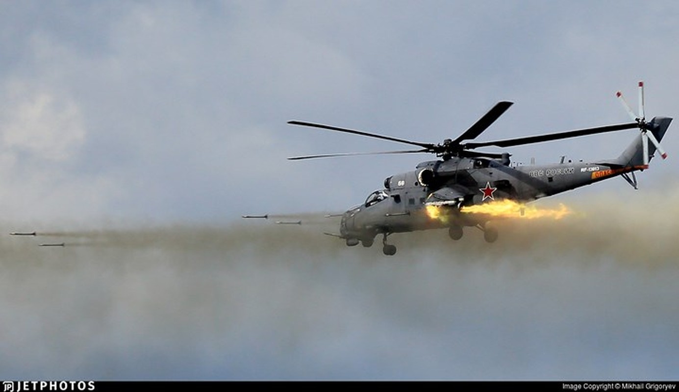 Chum anh: Suc manh “sieu” truc thang tan cong Mi-35M-Hinh-2