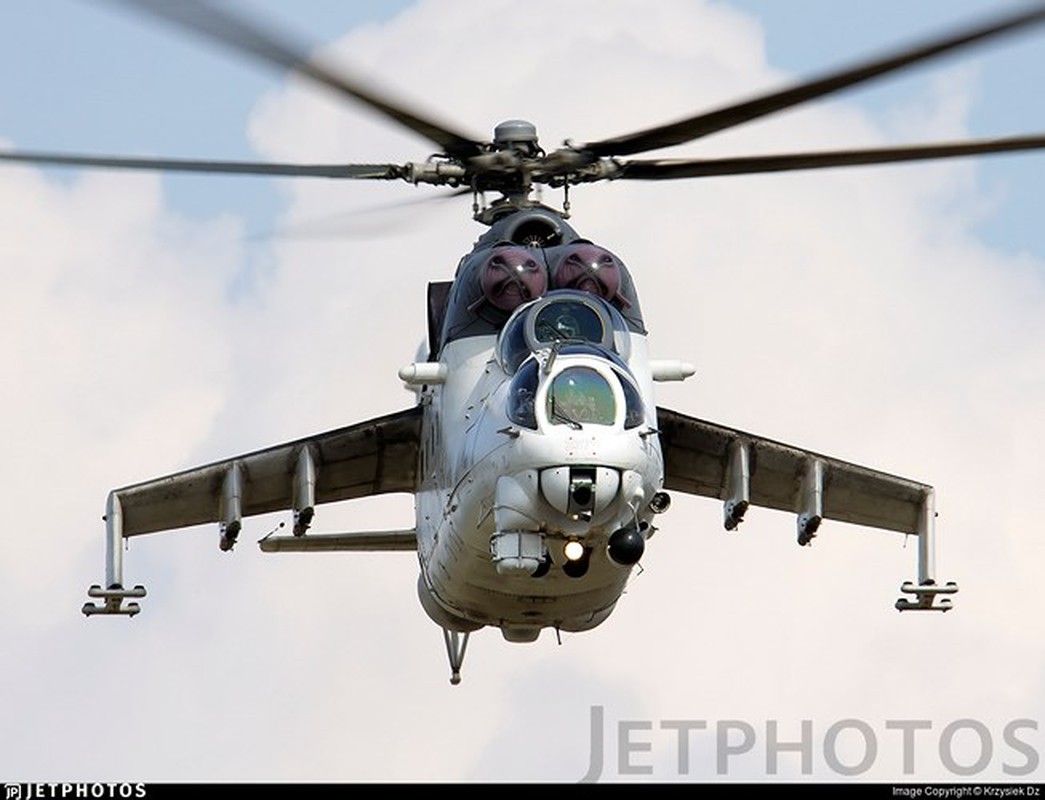 Chum anh: Suc manh “sieu” truc thang tan cong Mi-35M-Hinh-4