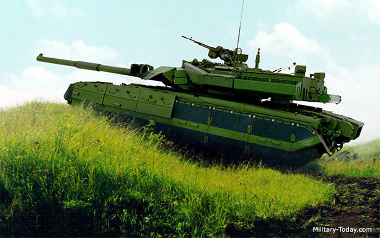 La doi phien ban xe tang T-84 mang phao 120 mm