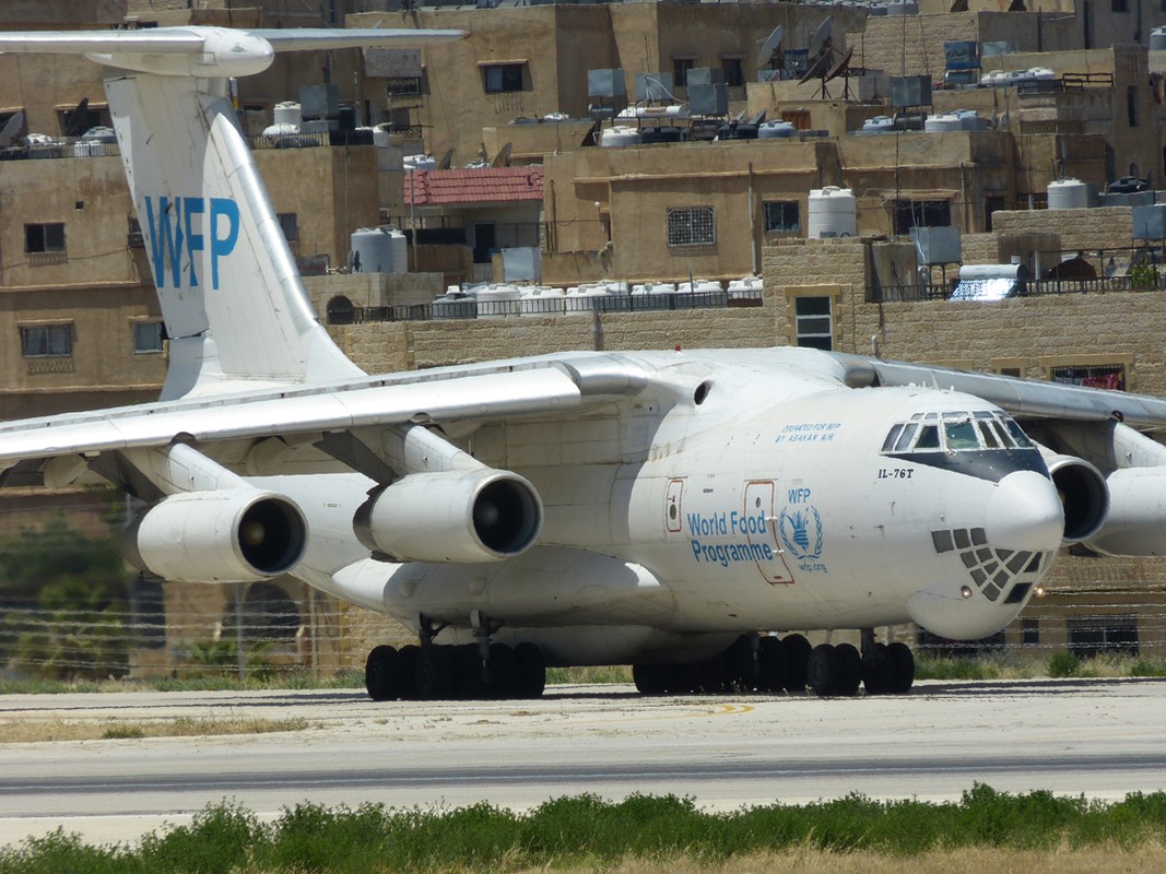 Viet Nam nen nhap bien may bay Il-76 Nga lam van tai co chien luoc?-Hinh-8