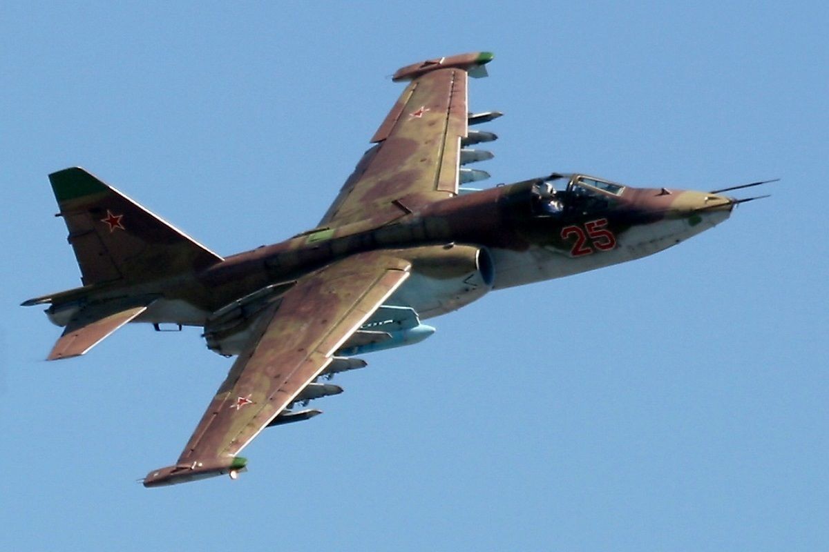 Kinh hai nguyen nhan khien Su-25 Chad tu dong phong rocket tren duong bang lam 4 nguoi chet-Hinh-10