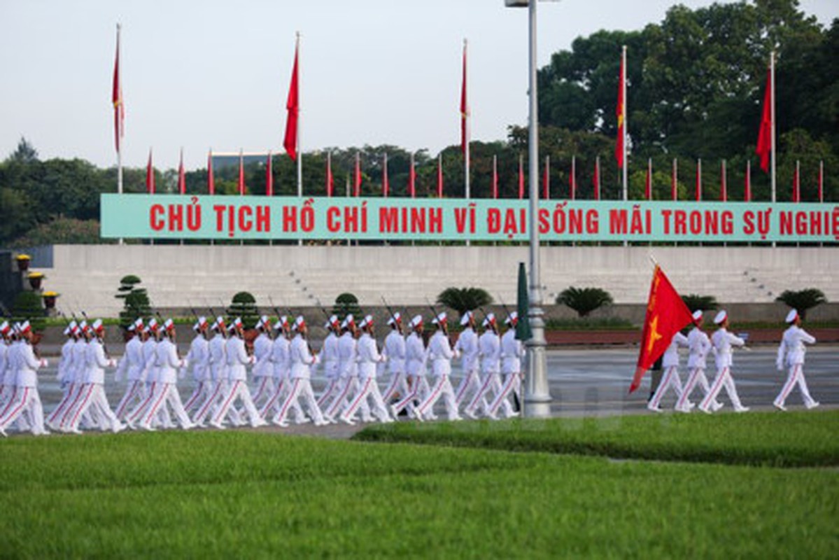 Xuc dong le chao co tai Quang truong Ba Dinh mung ngay 2/9-Hinh-10