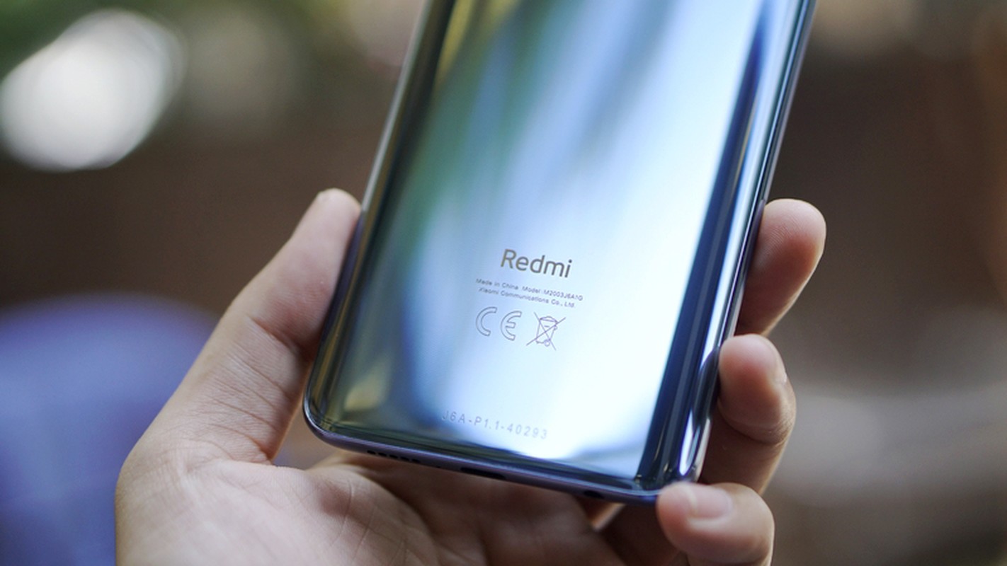 Tren tay Redmi Note 9s doi thu dang gom trong phan khuc tam trung-Hinh-4