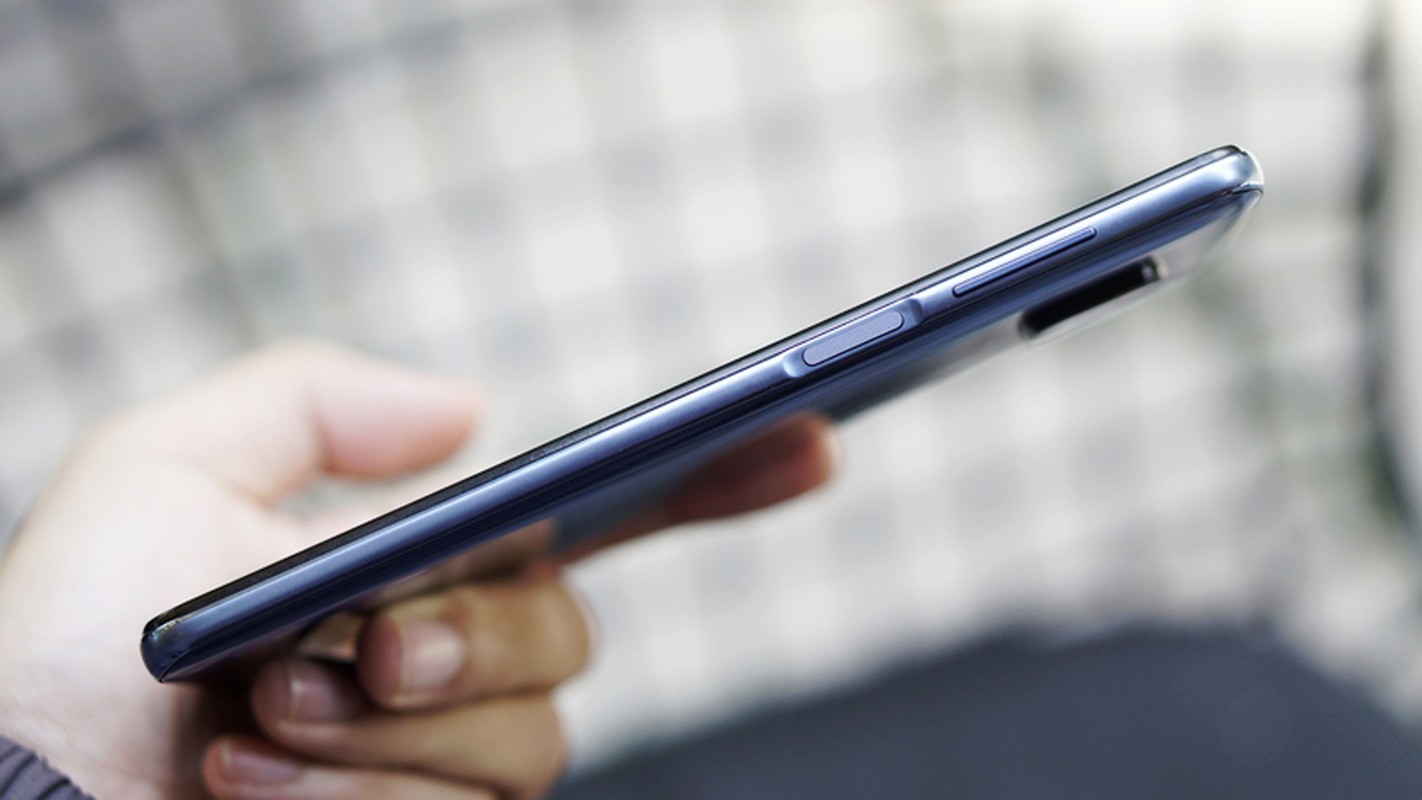 Tren tay Redmi Note 9s doi thu dang gom trong phan khuc tam trung-Hinh-5