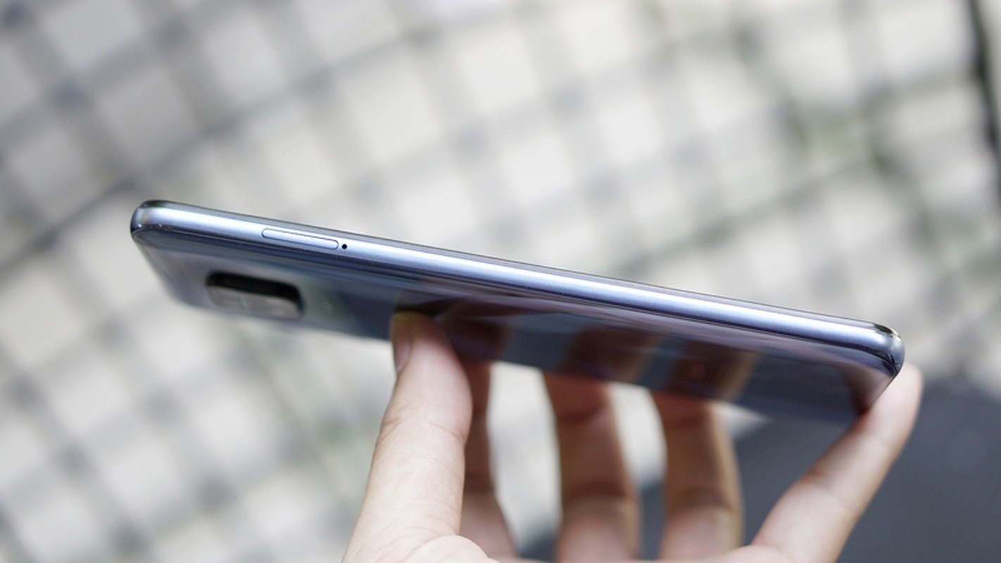 Tren tay Redmi Note 9s doi thu dang gom trong phan khuc tam trung-Hinh-7