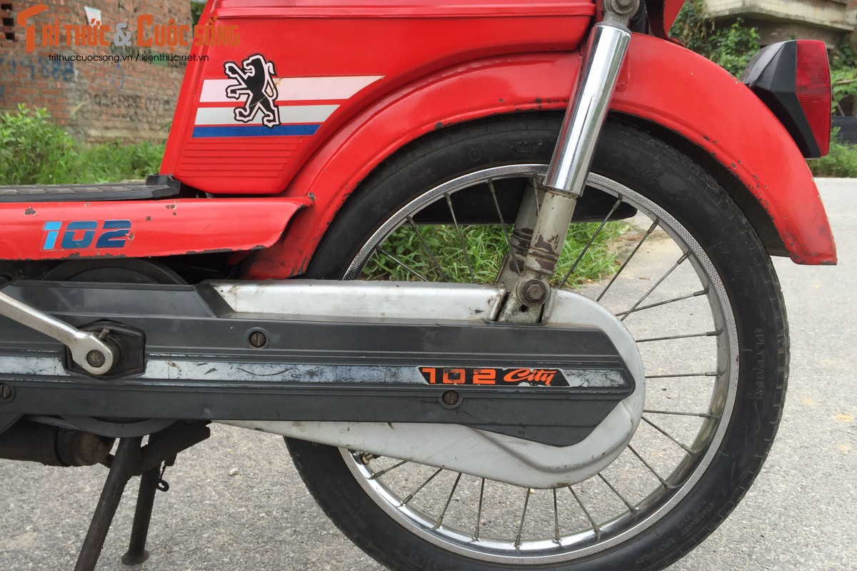 Xe máy Peugeot pành pạch giá 10 triệu ở Hà Nội