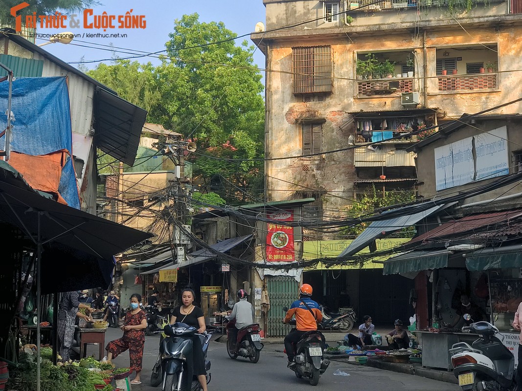 Cận cảnh dàn loa phường Thủ đô hiện như thế nào? - Hình 6 Can canh dan loa phuong Thu do hien nhu the nao?-Hinh-6