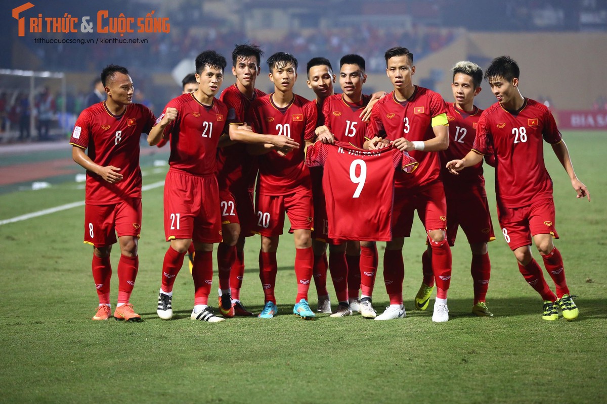 Hanh dong cuc y nghia cho dong doi cua DT Viet Nam tai AFF Cup 2018