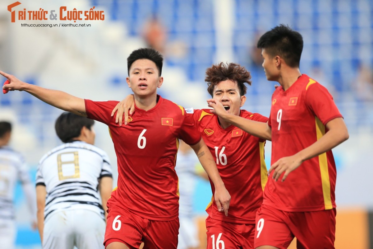 Anh: U23 Viet Nam qua cam cam hoa DKVD U23 Han Quoc-Hinh-9