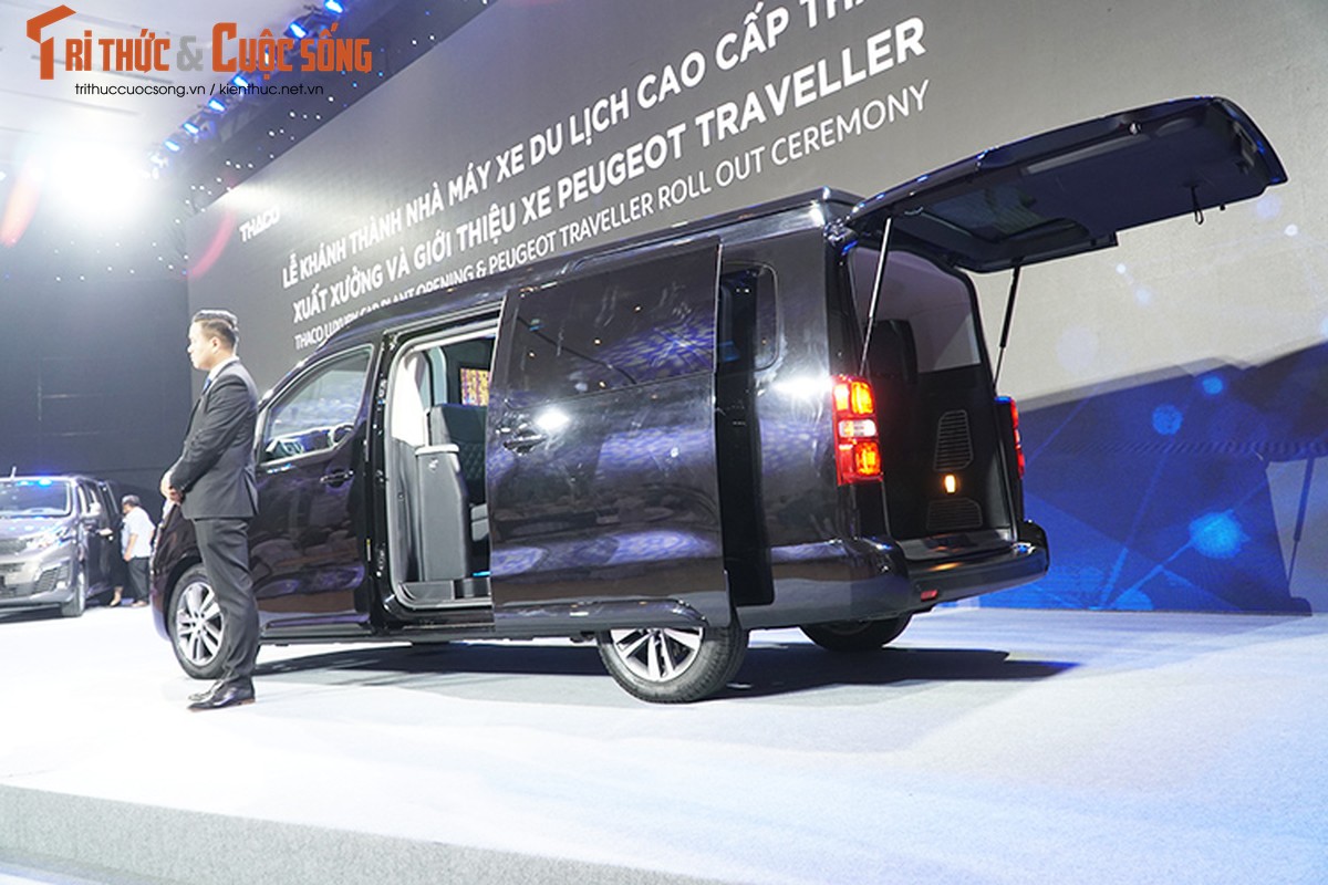 Can canh MPV Peugeot Traveller gia tu 1,7 ty tai VN-Hinh-4