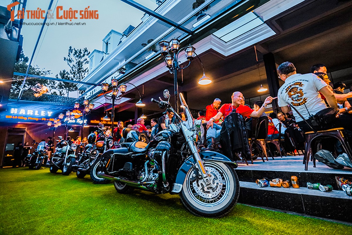 Restaurant & Harley Da Lat, diem hen cho dan choi moto 