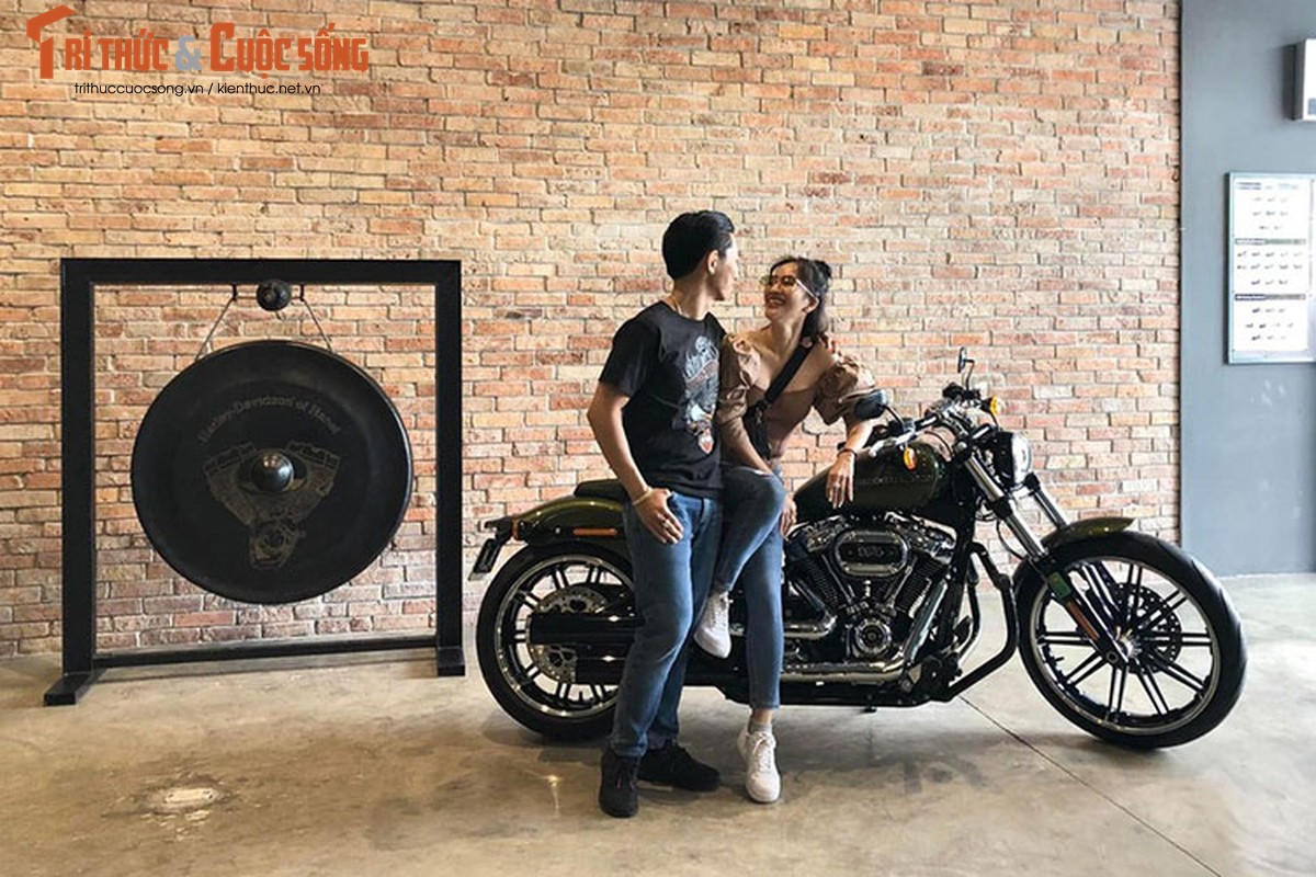 Phan Hien tau Harley-Davidson gia 849 trieu, sau 3 HC Vang SEA Games-Hinh-5