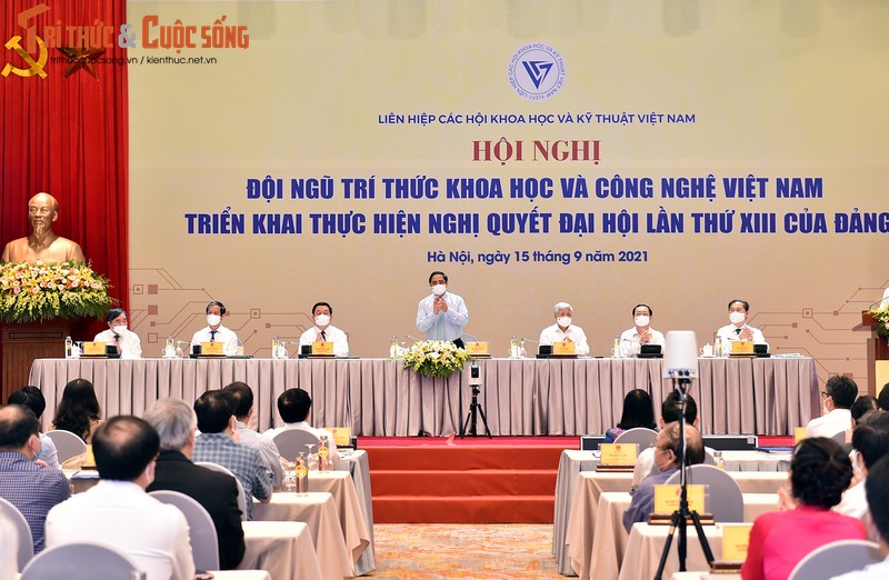 Toan canh Hoi nghi toan quoc “Doi ngu tri thuc KH&CN Viet Nam trien khai thuc hien Nghi quyet Dai hoi lan thu XIII cua Dang“-Hinh-10