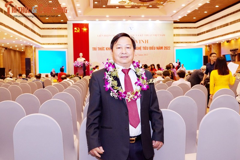 GS.TS Nguyen Van Phuoc: Dat nuoc phat trien phai dua vao tri thuc-Hinh-3