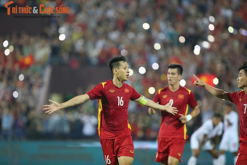 Thang nhe Myanmar, U23 Viet Nam vung ngoi dau bang SEA Games 31-Hinh-3
