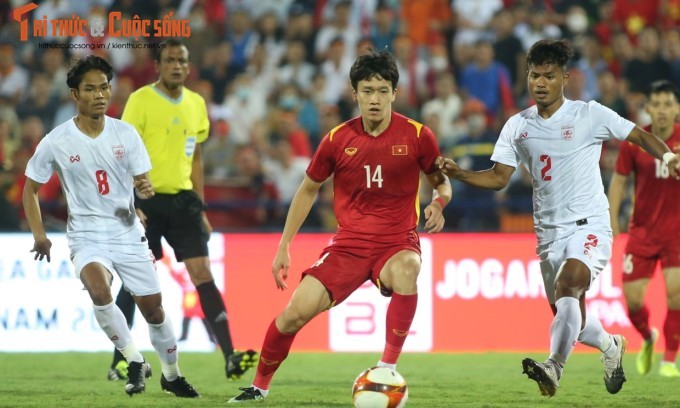 Thang nhe Myanmar, U23 Viet Nam vung ngoi dau bang SEA Games 31-Hinh-7