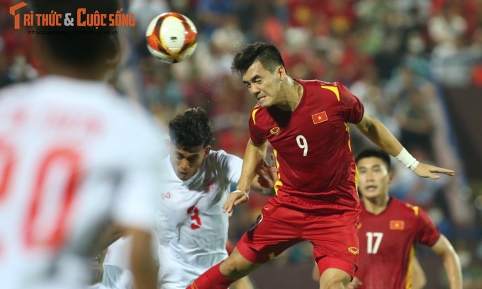 Thang nhe Myanmar, U23 Viet Nam vung ngoi dau bang SEA Games 31-Hinh-8