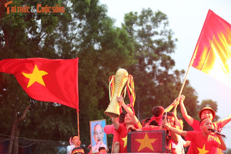 Vuot qua Malaysia, Tien Linh giup U23 Viet Nam thang tien chung ket-Hinh-16