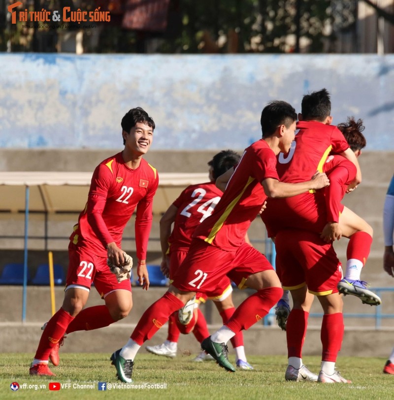 Thang Malaysia, U23 Viet Nam dat tay U23 Han Quoc vao tu ket-Hinh-30