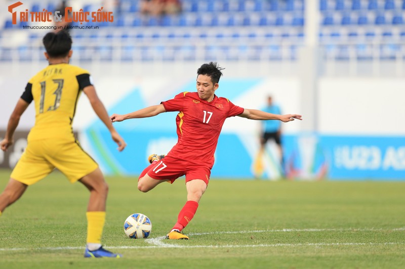 Thang Malaysia, U23 Viet Nam dat tay U23 Han Quoc vao tu ket